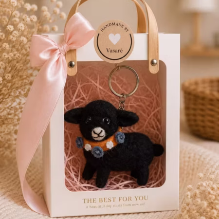 woolen-sheep-keychain-bag