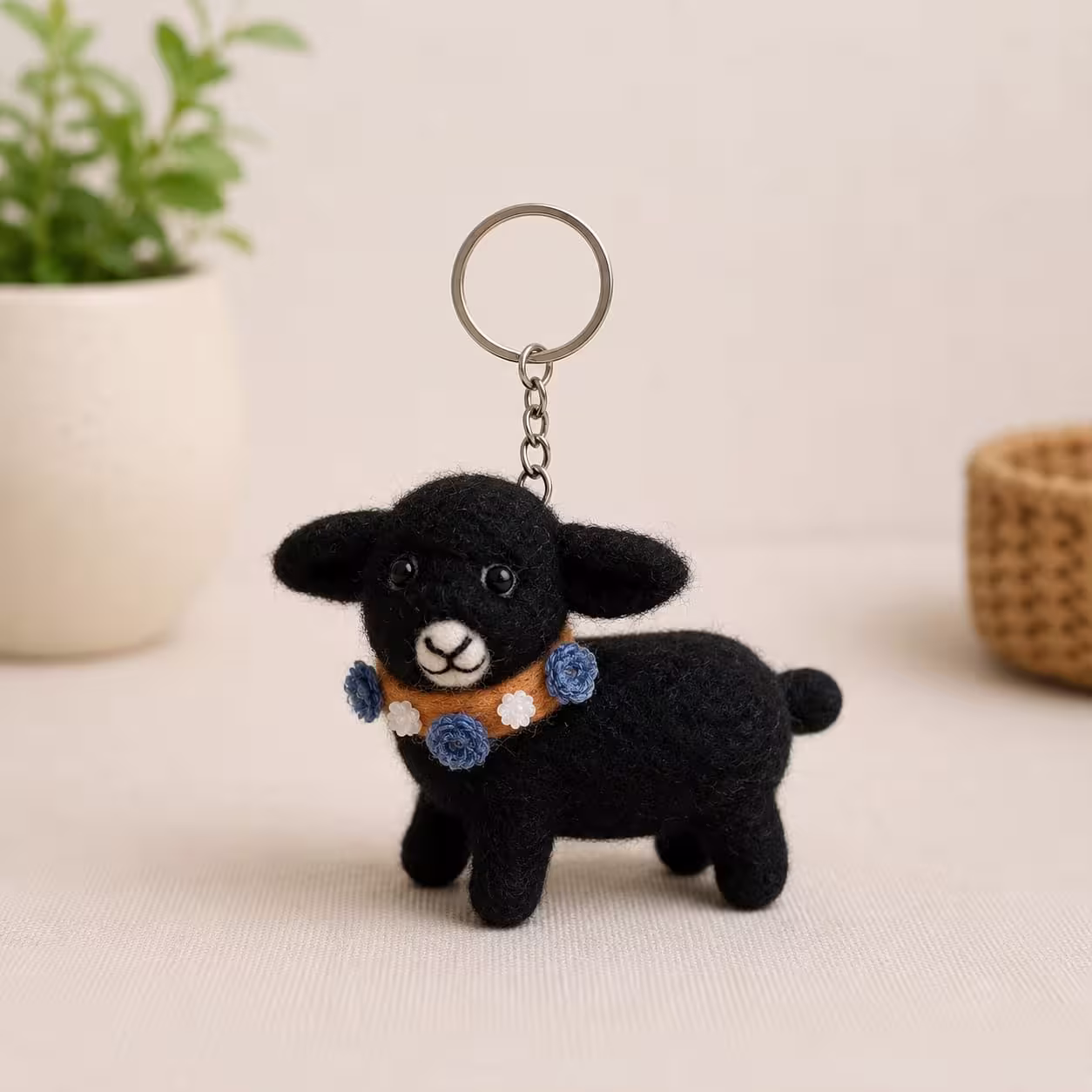 woolen-sheep-keychain